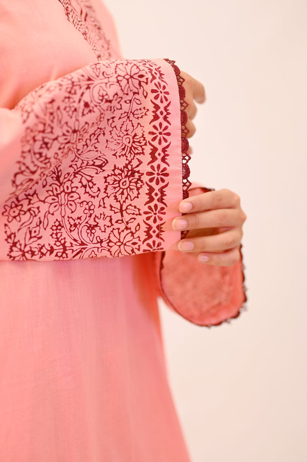 Gulabi – Yaadon Ki Chaap Collection