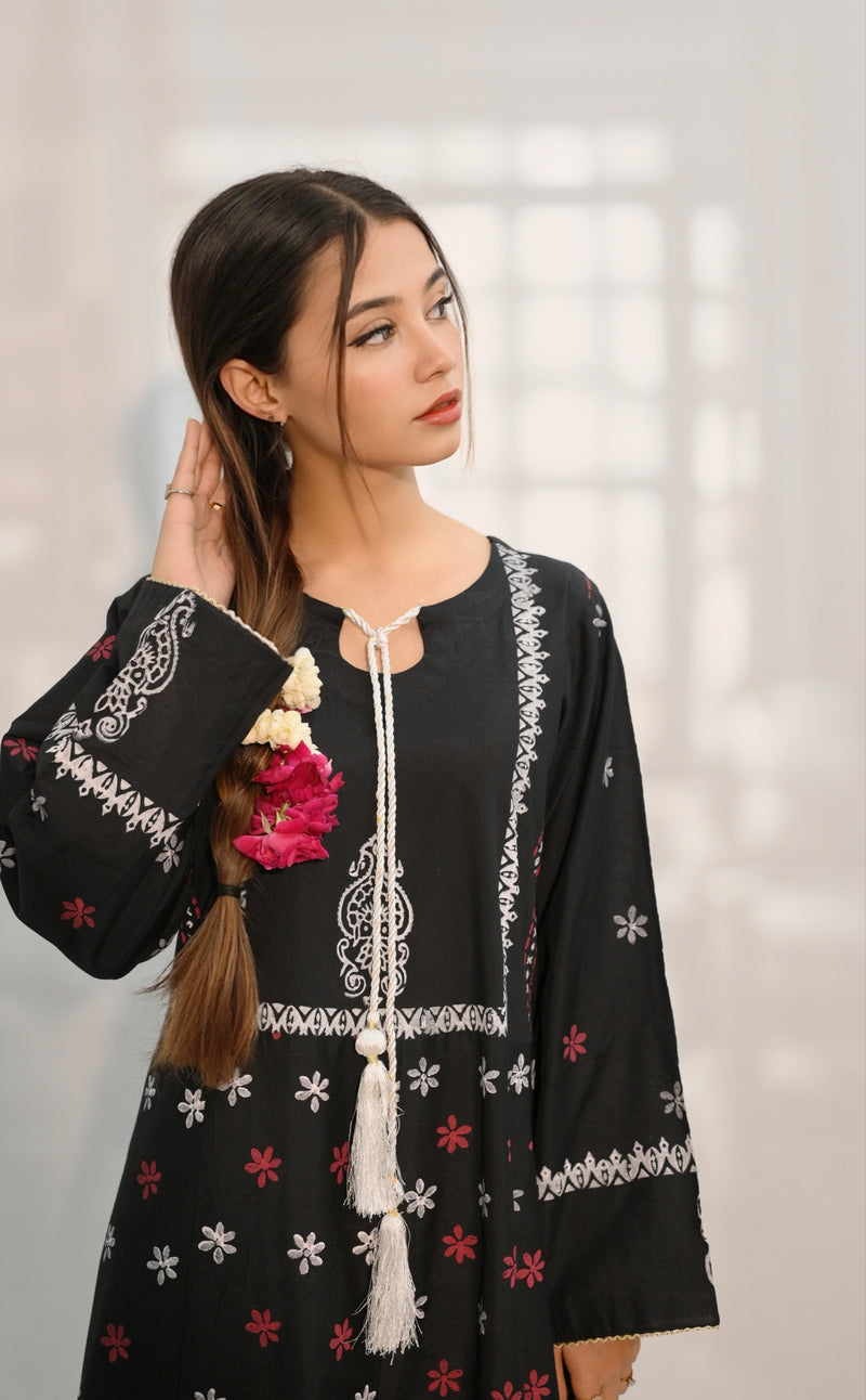 Siyah E Khaas – Festive Collection